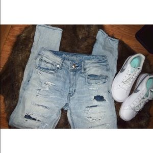 American Eagle Tomgirl Jeans